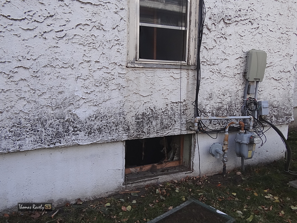 House Fire on Oct 30, 2015      CSi Photo